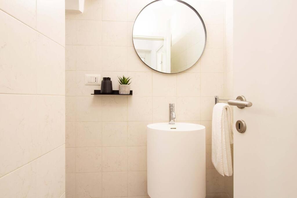 Elegant Flat In The City Centre With Two Suite Perugia Eksteriør billede